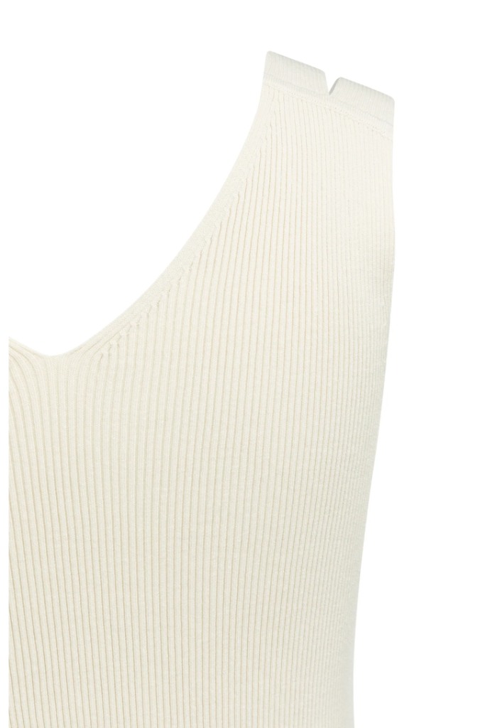YAYA - Rebrovaný pletený top s výstrihom do V a ozdobnými detailmi na ramenách - beige
